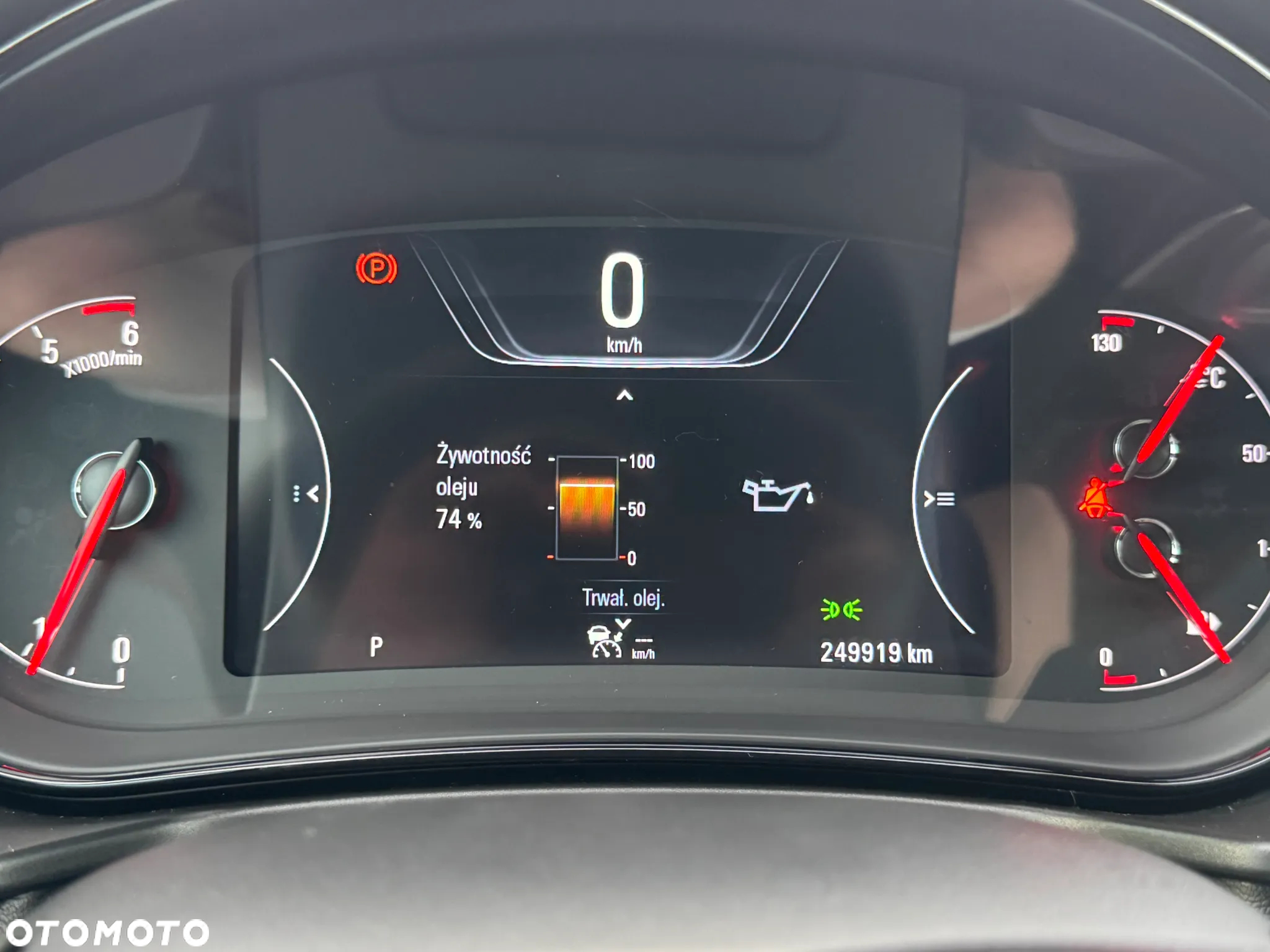 Opel Insignia - 23