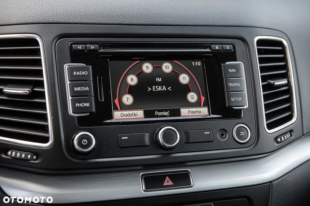 Volkswagen Sharan 2.0 TDI DSG BlueMotion Technology Highline - 19
