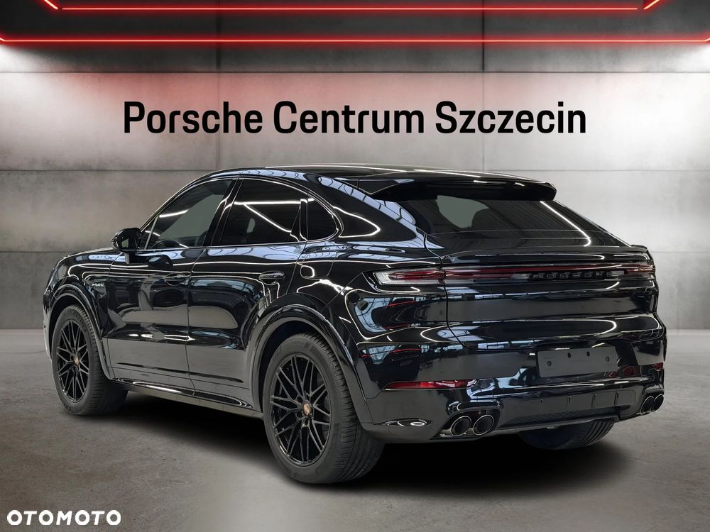 Porsche Cayenne S E-Hybrid PHEV Black Edition - 4