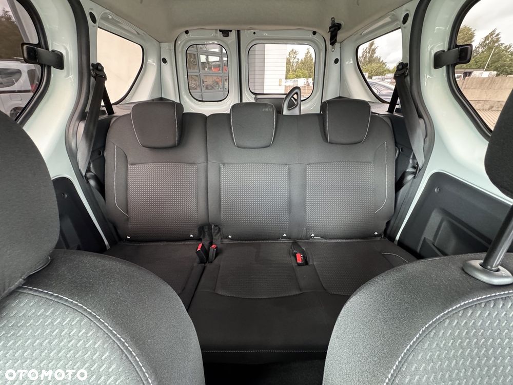 Dacia Dokker 1.5 Blue dCi Laureate - 17