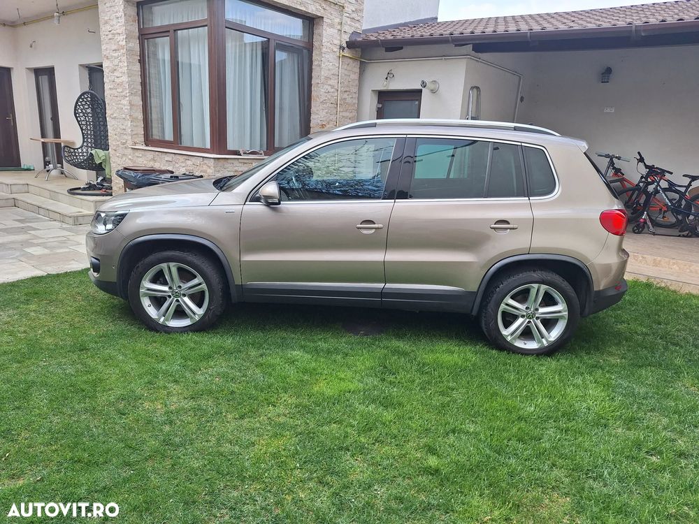 Volkswagen Tiguan 2.0 TDI DPF 4Motion BlueMotion Technology DSG Cup Sport & Style - 4