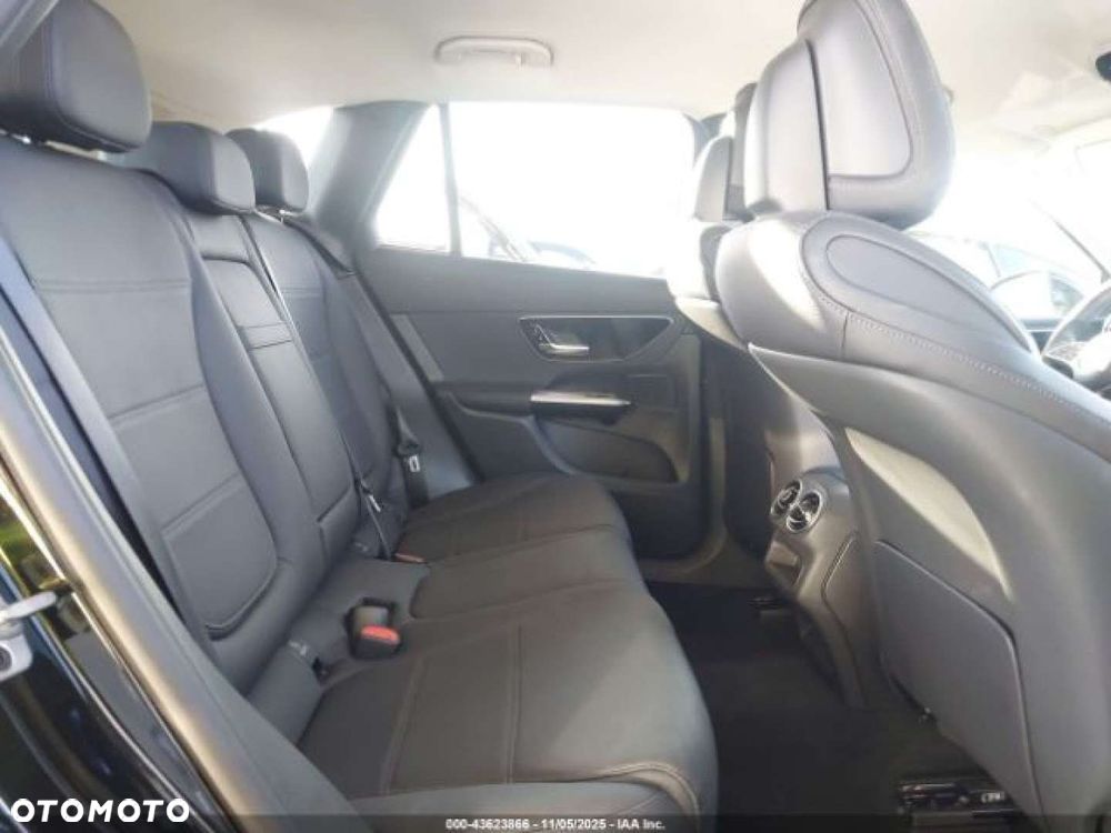 Mercedes-Benz GLC - 15