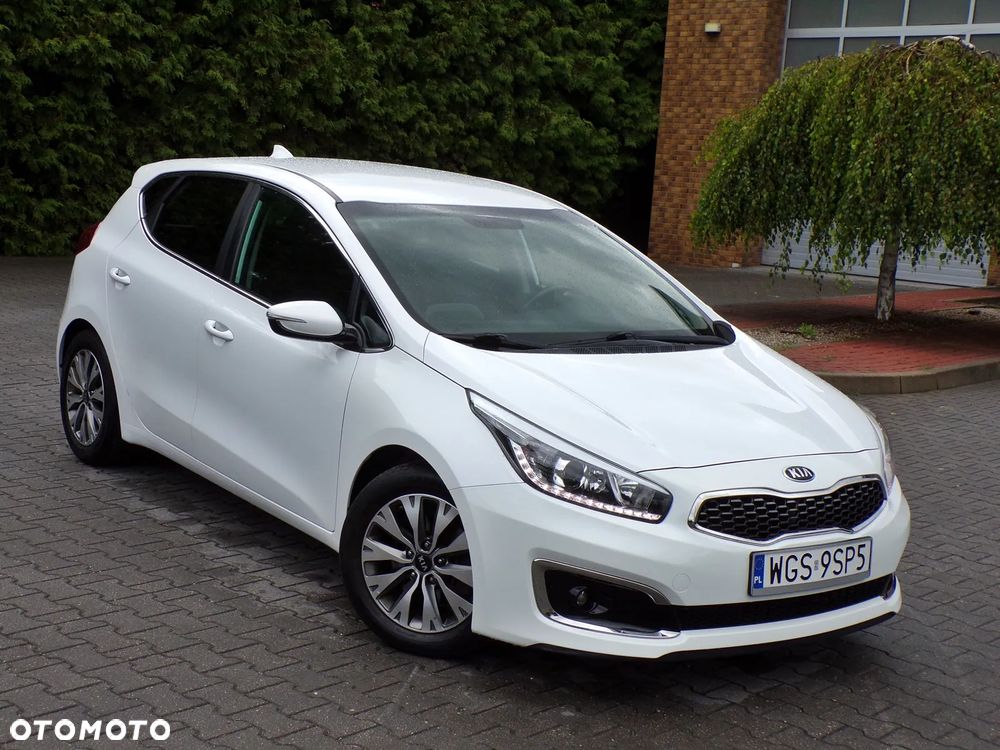 Kia Ceed 1.6 CRDi L - 13
