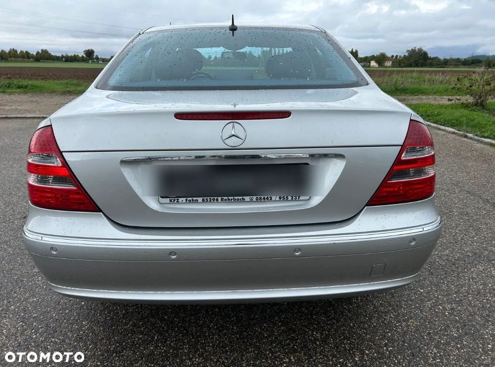Mercedes-Benz Klasa E 500 Avantgarde - 10