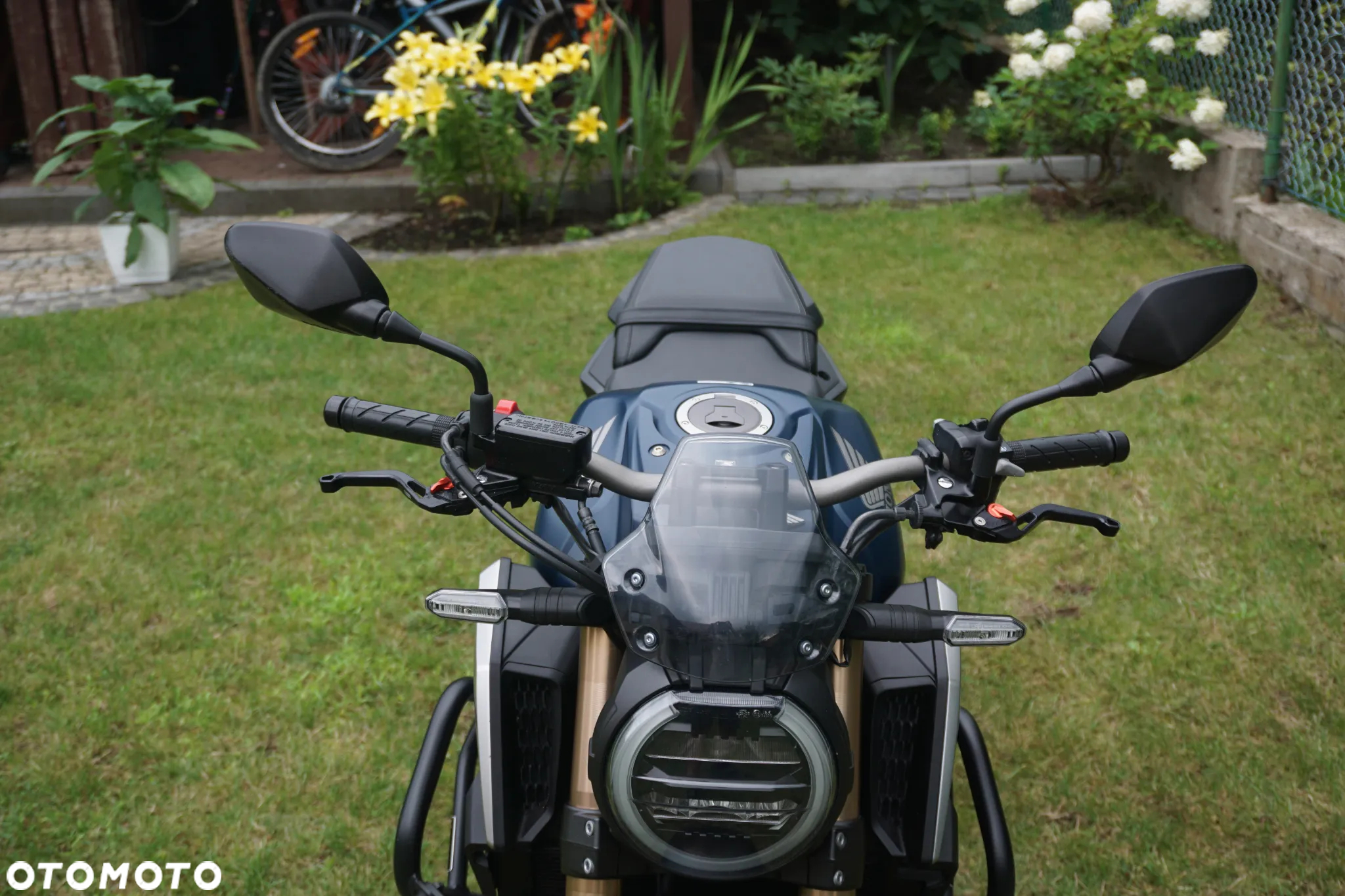 Honda CB - 21
