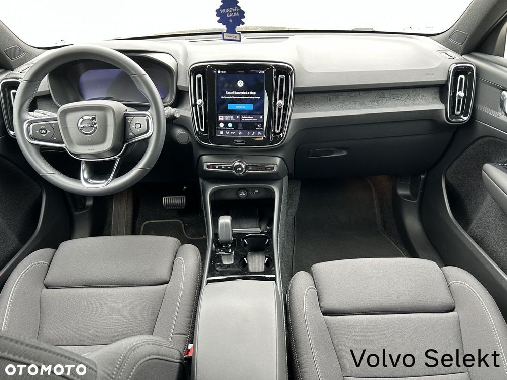 Volvo XC 40 - 25