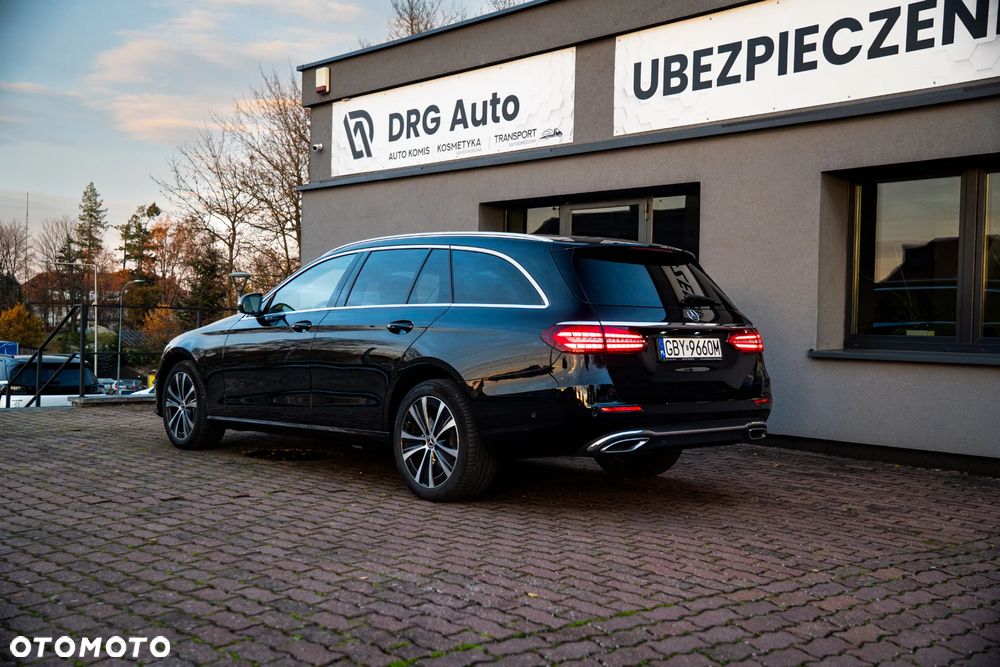 Mercedes-Benz Klasa E 300 AMG/Avantgarde - 4