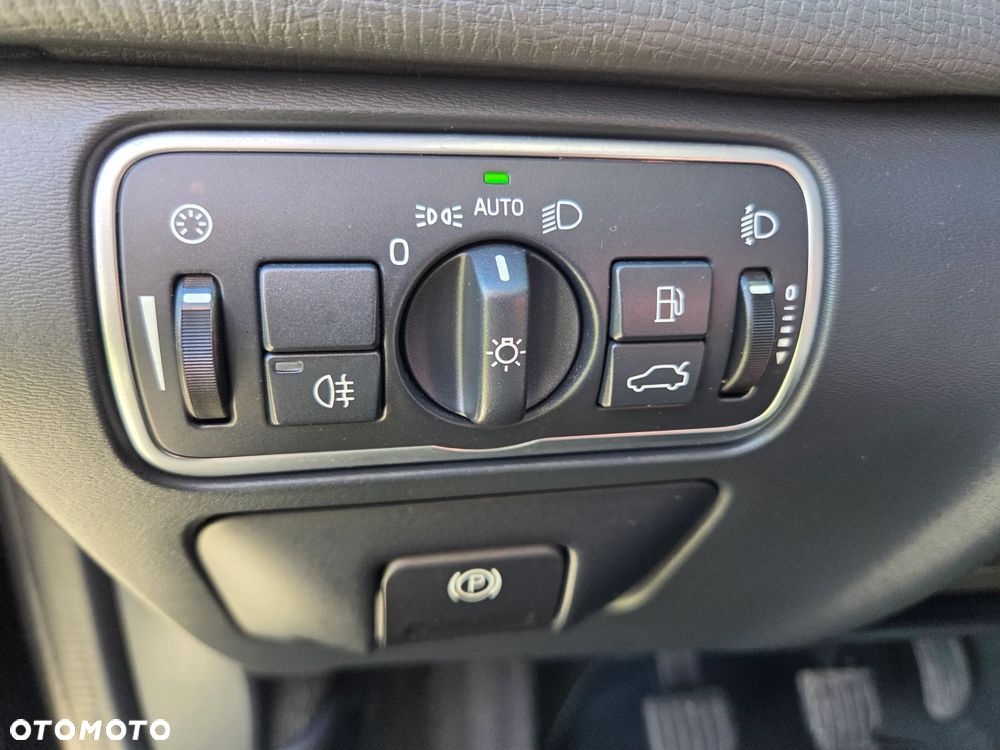 Volvo XC 60 D3 Momentum - 15