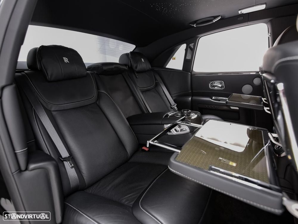 Rolls Royce Ghost Black Badge - 26