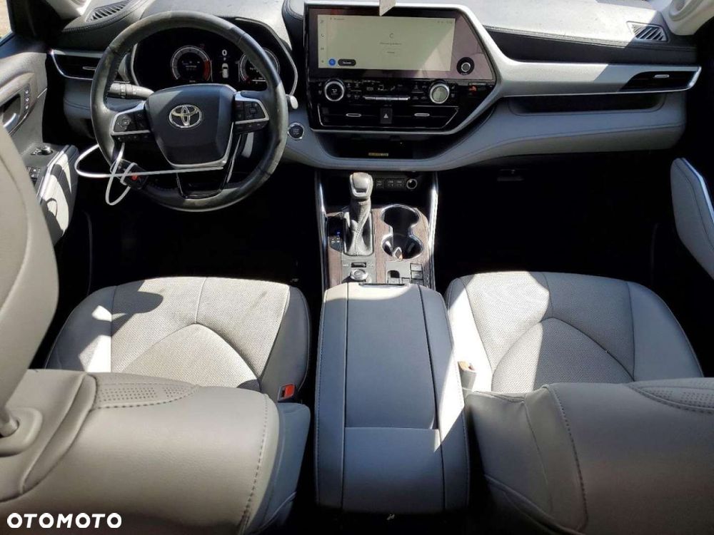 Toyota Highlander - 9