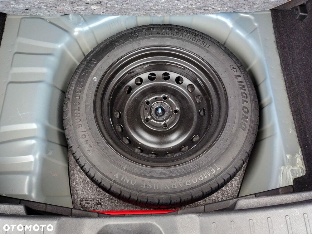 Nissan Juke 1.0 DIG-T N-Connecta DCT - 25
