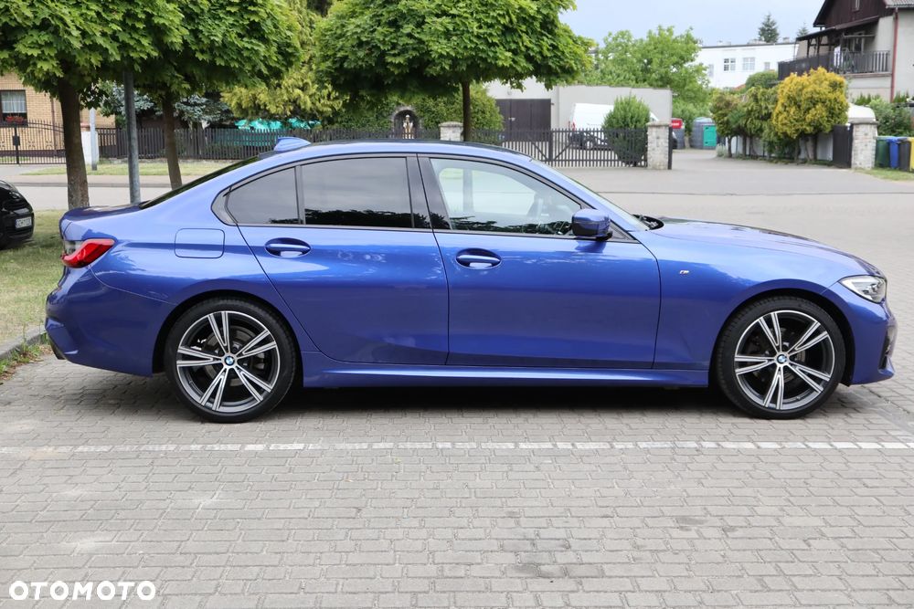 BMW Seria 3 320i M Sport sport - 9