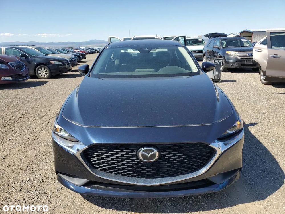 Mazda 3 - 5
