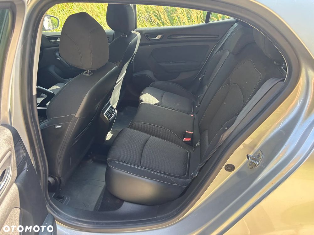 Renault Megane 1.5 dCi Life - 10