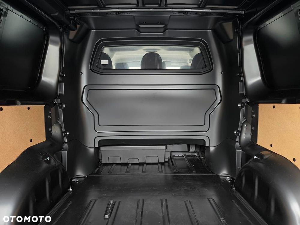 Fiat Scudo 2.2 MJ XL 3,1t (brygadówka) EAT8 - 9