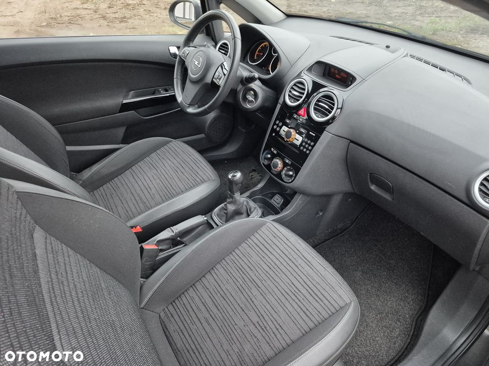Opel Corsa - 7