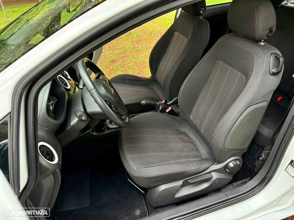 Opel Corsa 1.2 Black Edition - 21