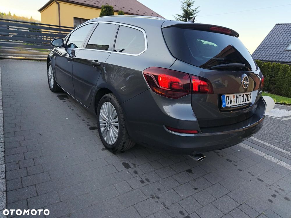 Opel Astra 1.6 Turbo Cosmo - 15