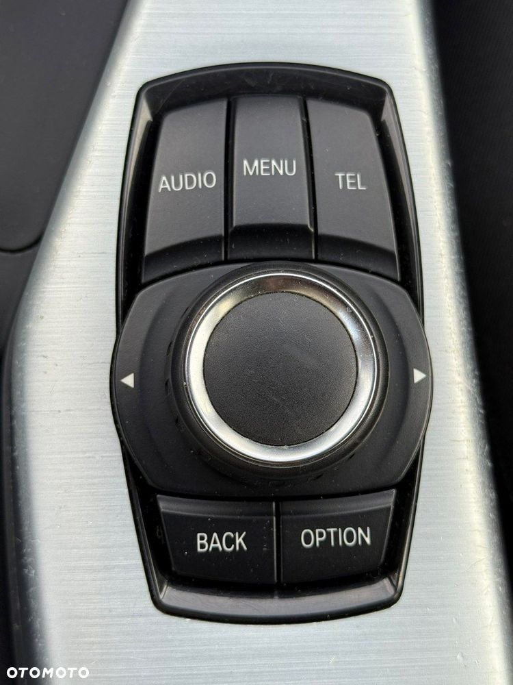 BMW Seria 1 118i Sport Line - 35