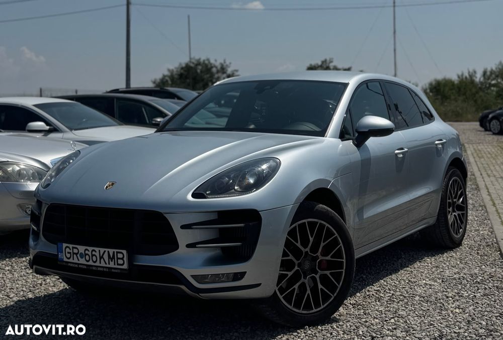 Porsche Macan - 1