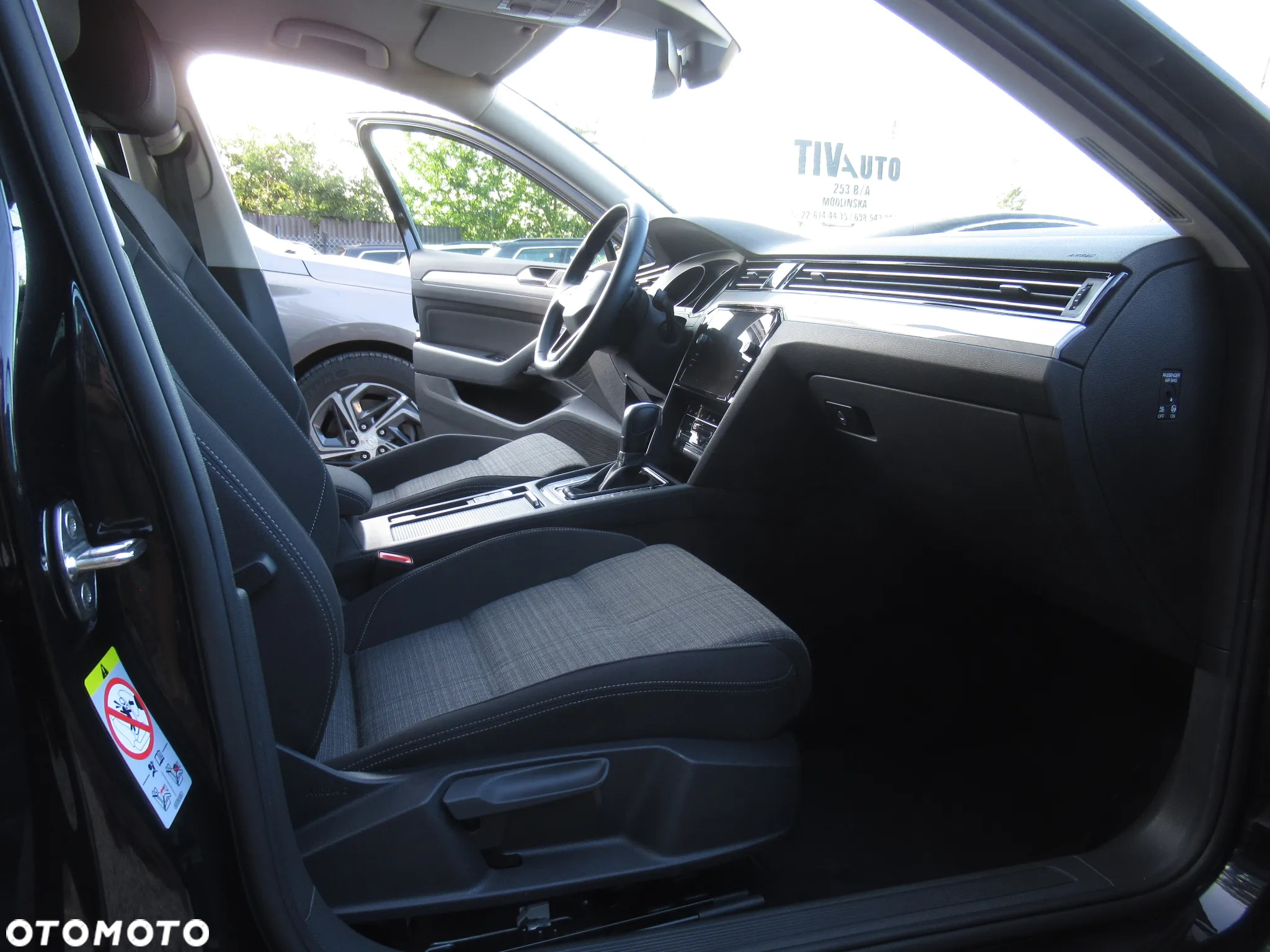 Volkswagen Passat 2.0 TSI Business DSG - 9