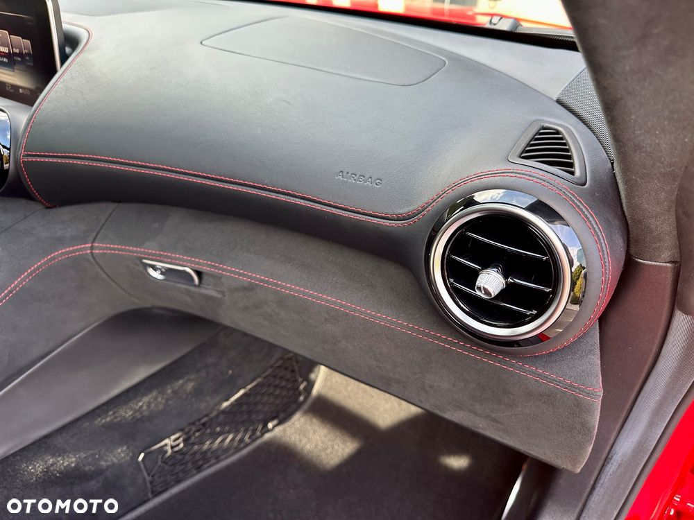 Mercedes-Benz AMG GT - 24