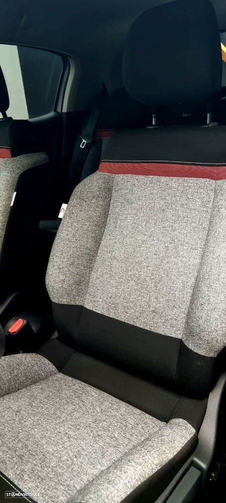 Citroën C3 1.2 PureTech C-Series - 19