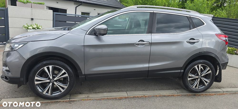 Nissan Qashqai 1.2 DIG-T Xtronic TEKNA+ - 18