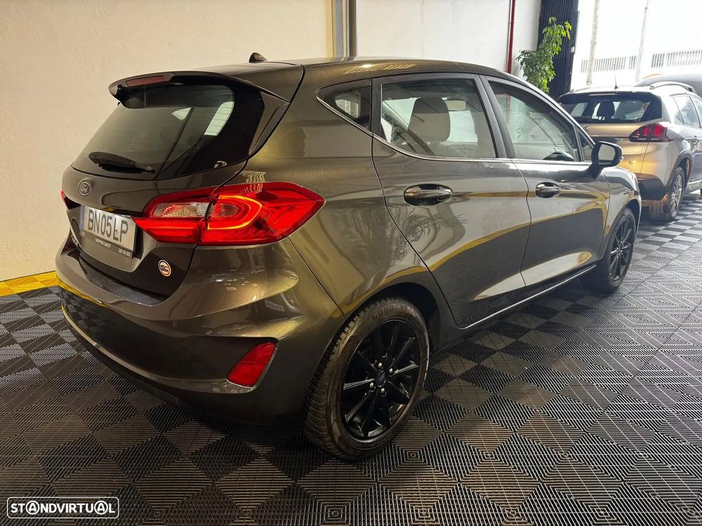 Ford Fiesta - 7
