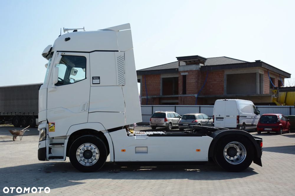 Renault T 520 Comfort / 2017r. / Cała na poduszkach / Kabina Salonka / 2 baki / Klima postojowa - 4