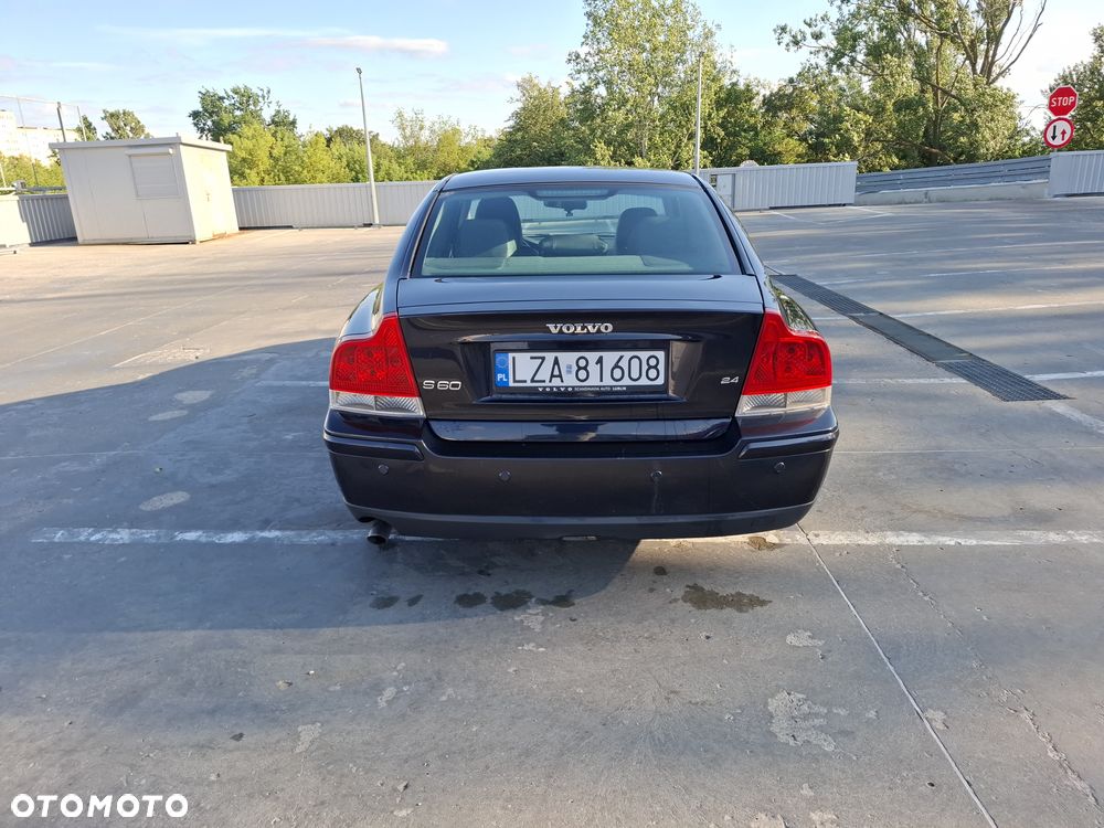 Volvo S60 2.4 Summum - 11