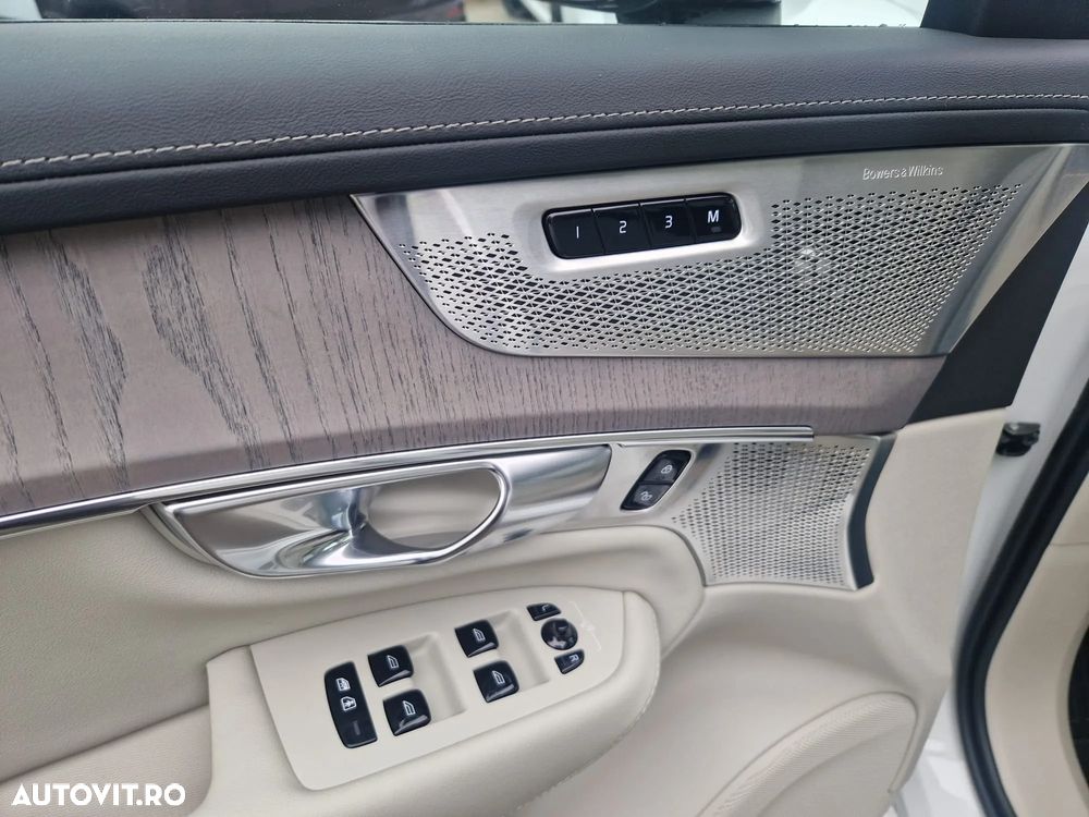 Volvo XC 90 Recharge T8 AWD Ultimate Bright - 12