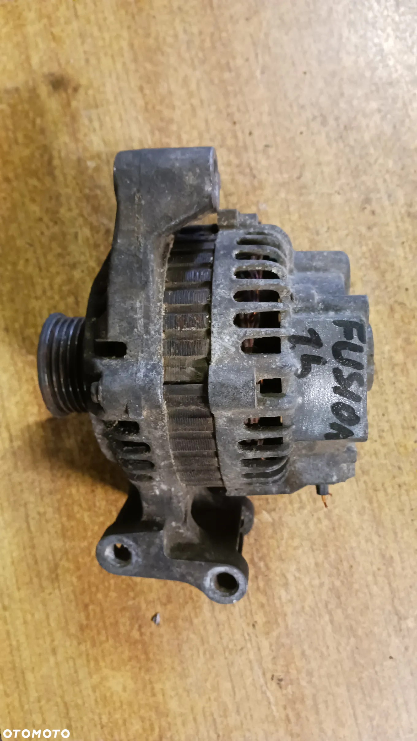Alternator FORD C-Max Fiesta Focus Fusion Puma 1.4/ 1.6 benzyna Q80RA  2S6T-10300-CB / DB - 6