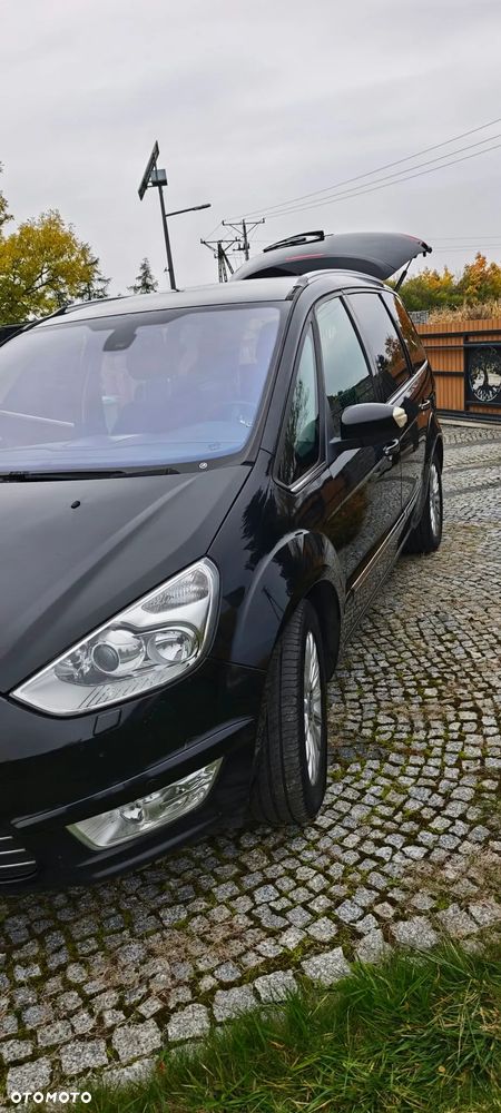 Ford Galaxy - 12