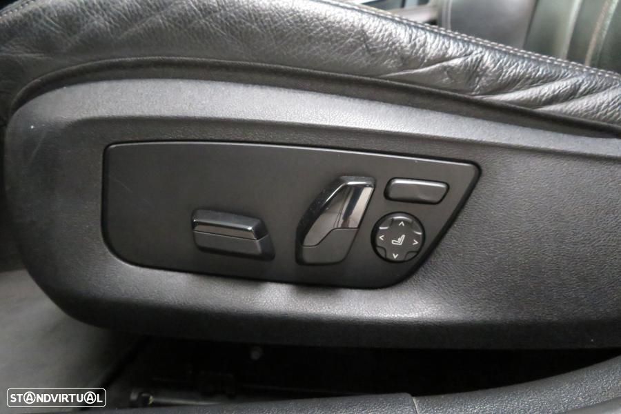 BMW 520 d Pack Desportivo M Auto - 29