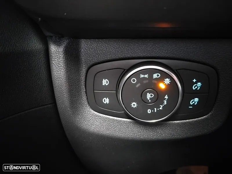 Ford Tourneo Courier 1.0 EcoBoost Titanium - 13