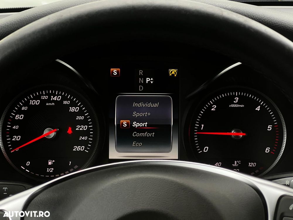 Mercedes-Benz GLC - 21