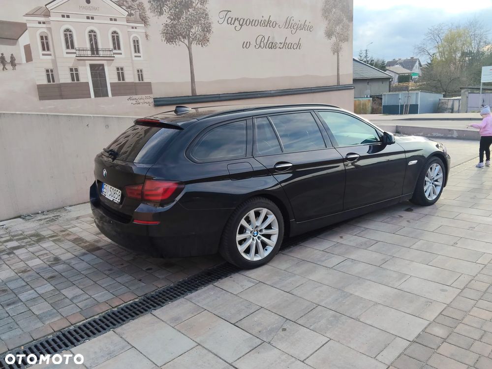 BMW Seria 5 520d Sport-Aut - 4