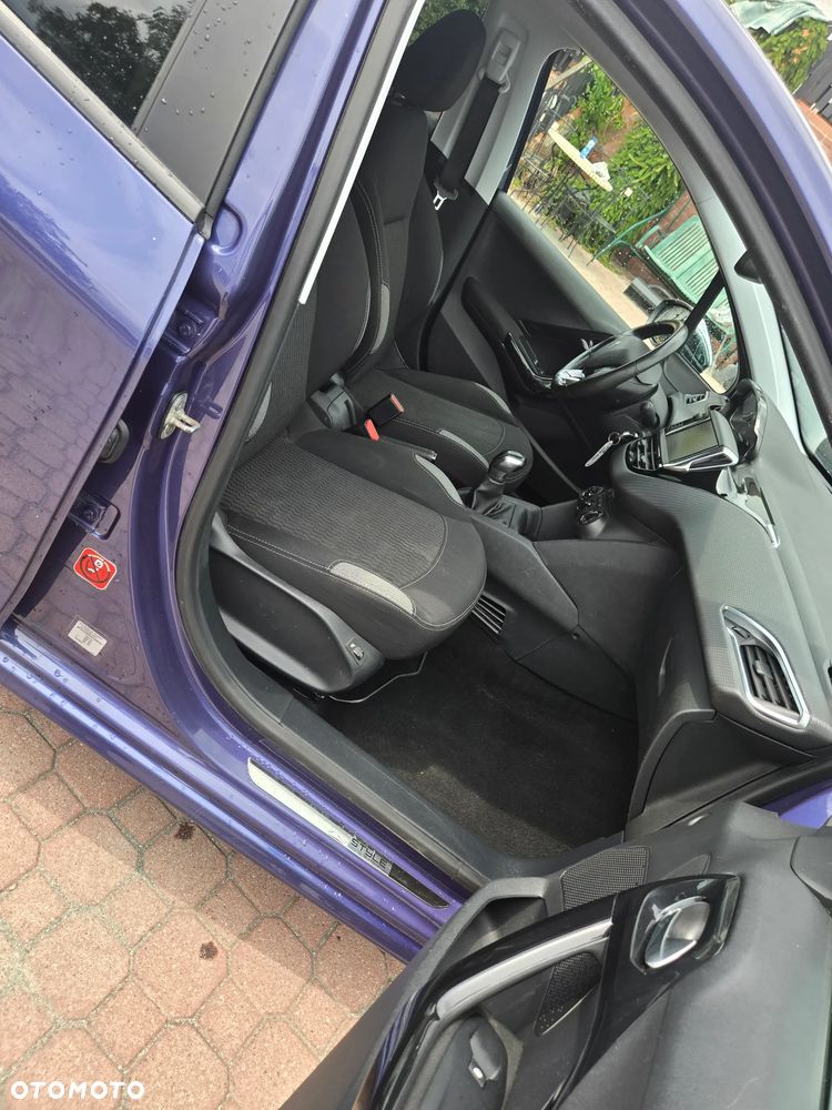 Peugeot 208 PureTech 82 Start & Stop Active - 19