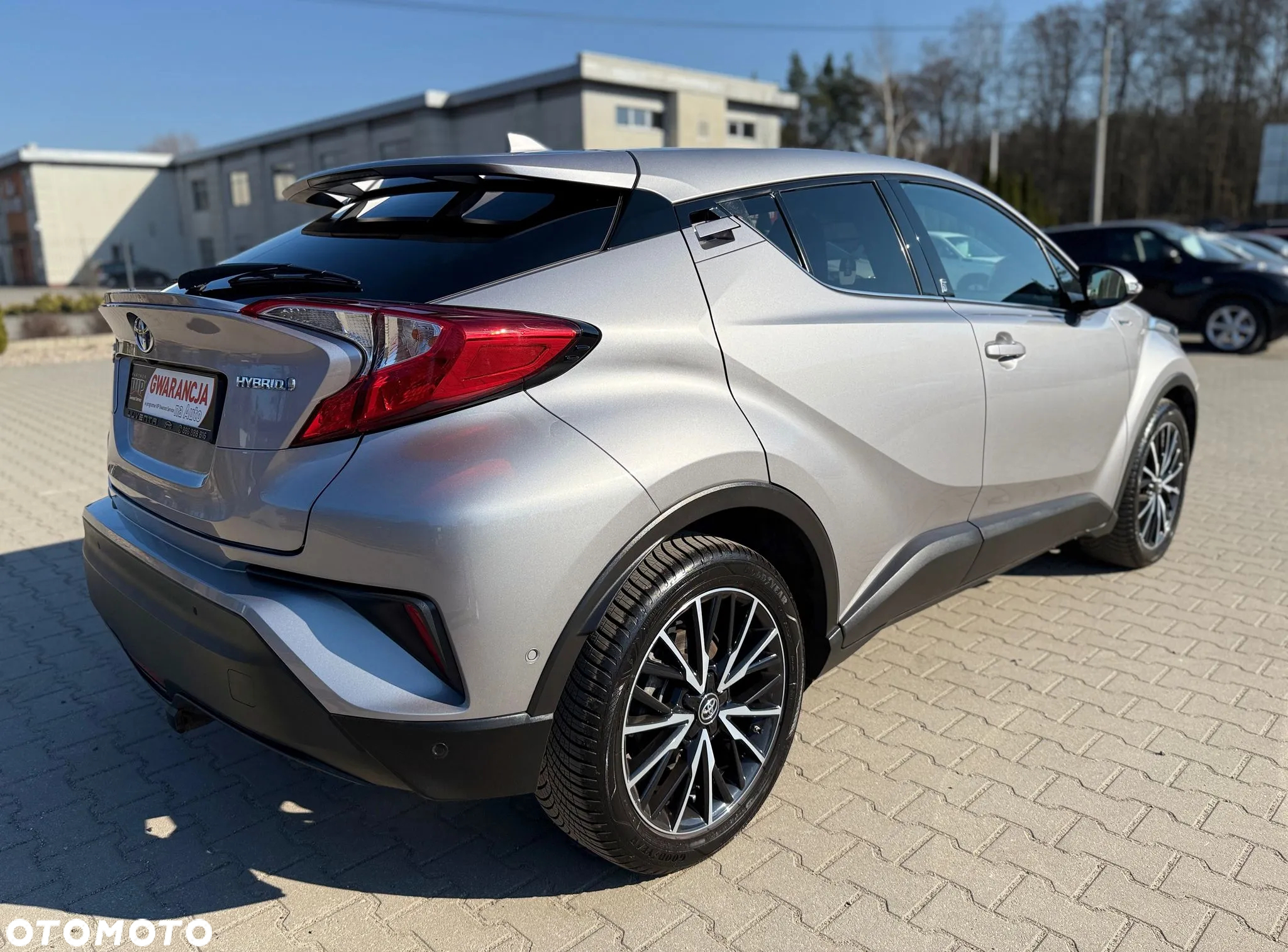 Toyota C-HR 1.8 Hybrid Team Deutschland - 5