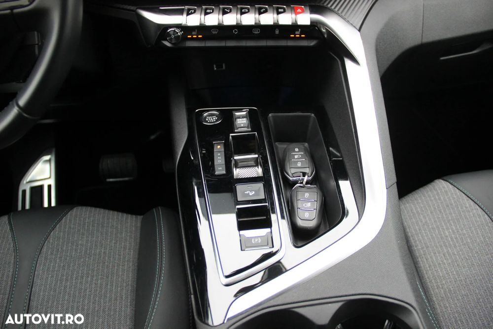 Peugeot 3008 BlueHDi 130 Stop & Start EAT8 Allure Business-Paket - 25