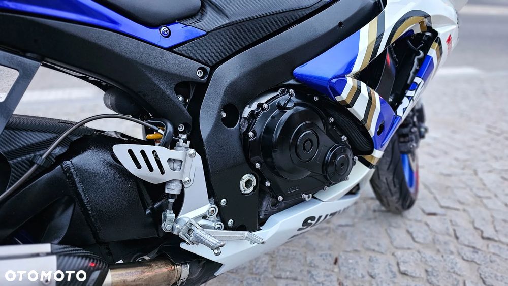 Suzuki GSX-R - 20