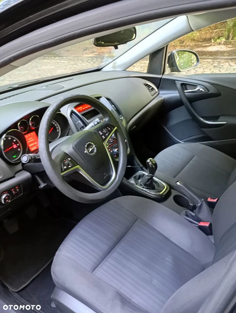 Opel Astra 1.4 ecoFLEX - 7