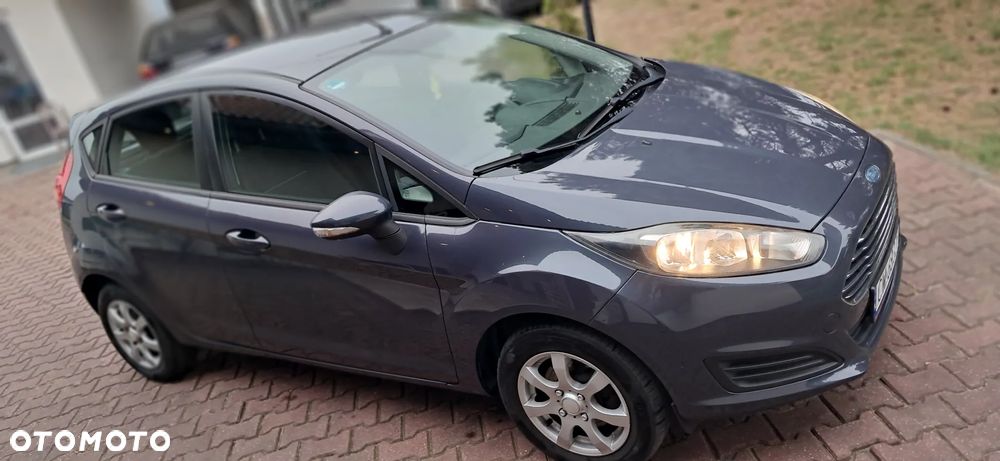 Ford Fiesta - 10