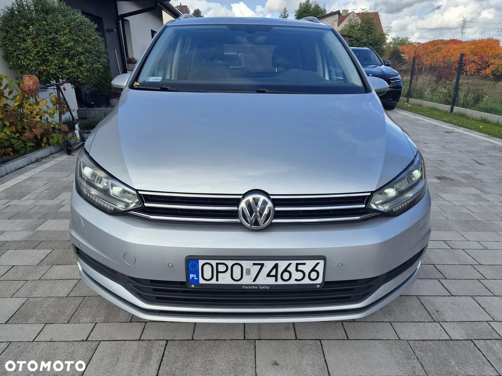 Volkswagen Touran 2019 photo 2