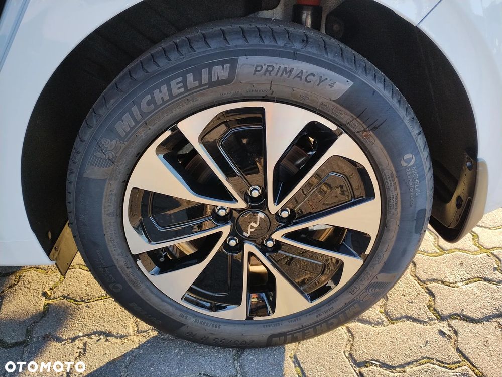 Kia Ceed 1.5 T-GDI Tribute - 18