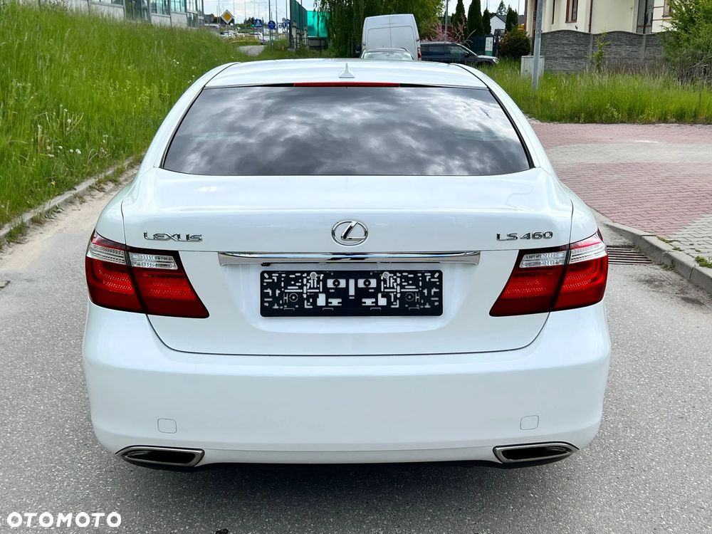 Lexus LS - 14