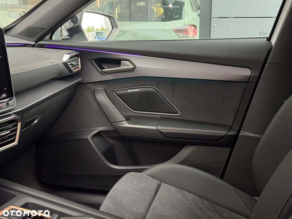 Cupra Formentor - 25