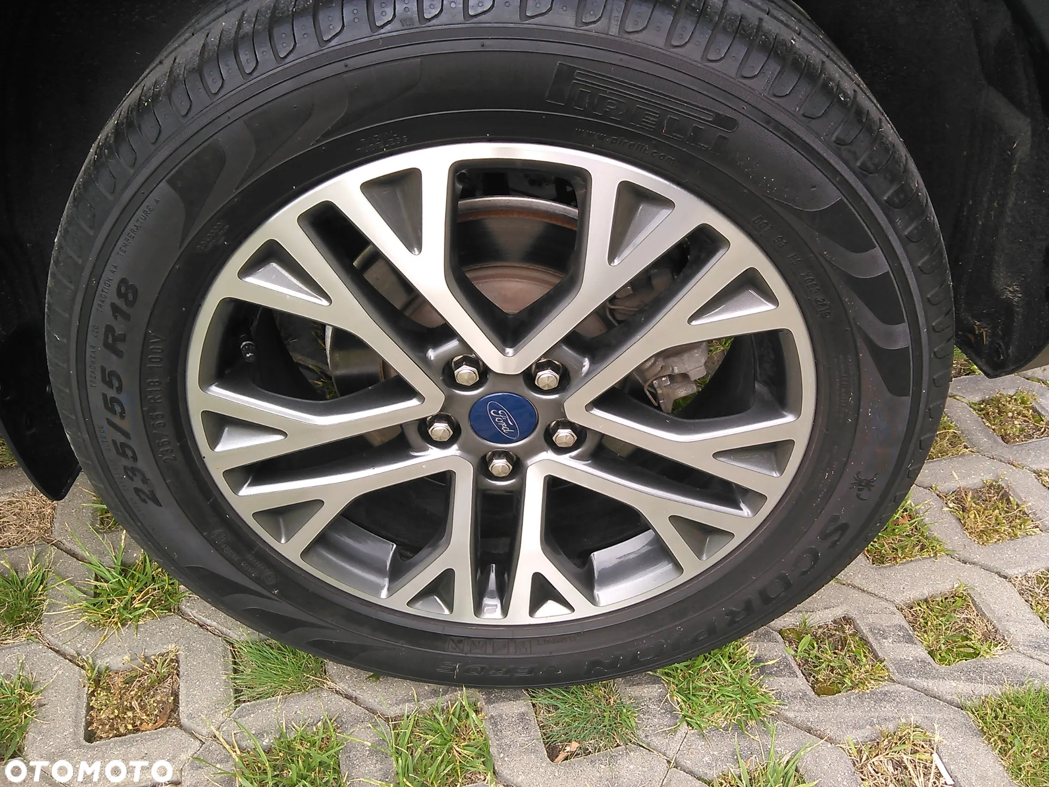 Ford Kuga - 23