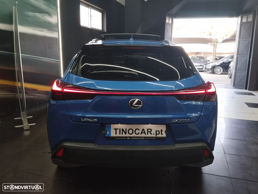 Lexus UX Luxury+TAE+JLL18 — fotografia 5